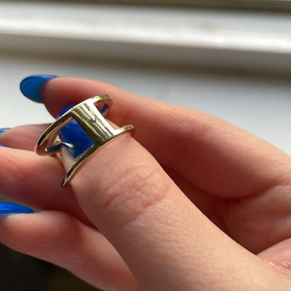 Kendra Scott Elyse ring - Picture 4 of 4